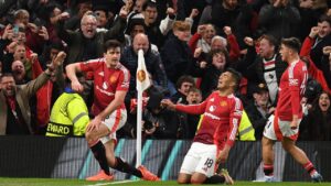 แมนยู มีลุ้นท้าชิงแชมป์