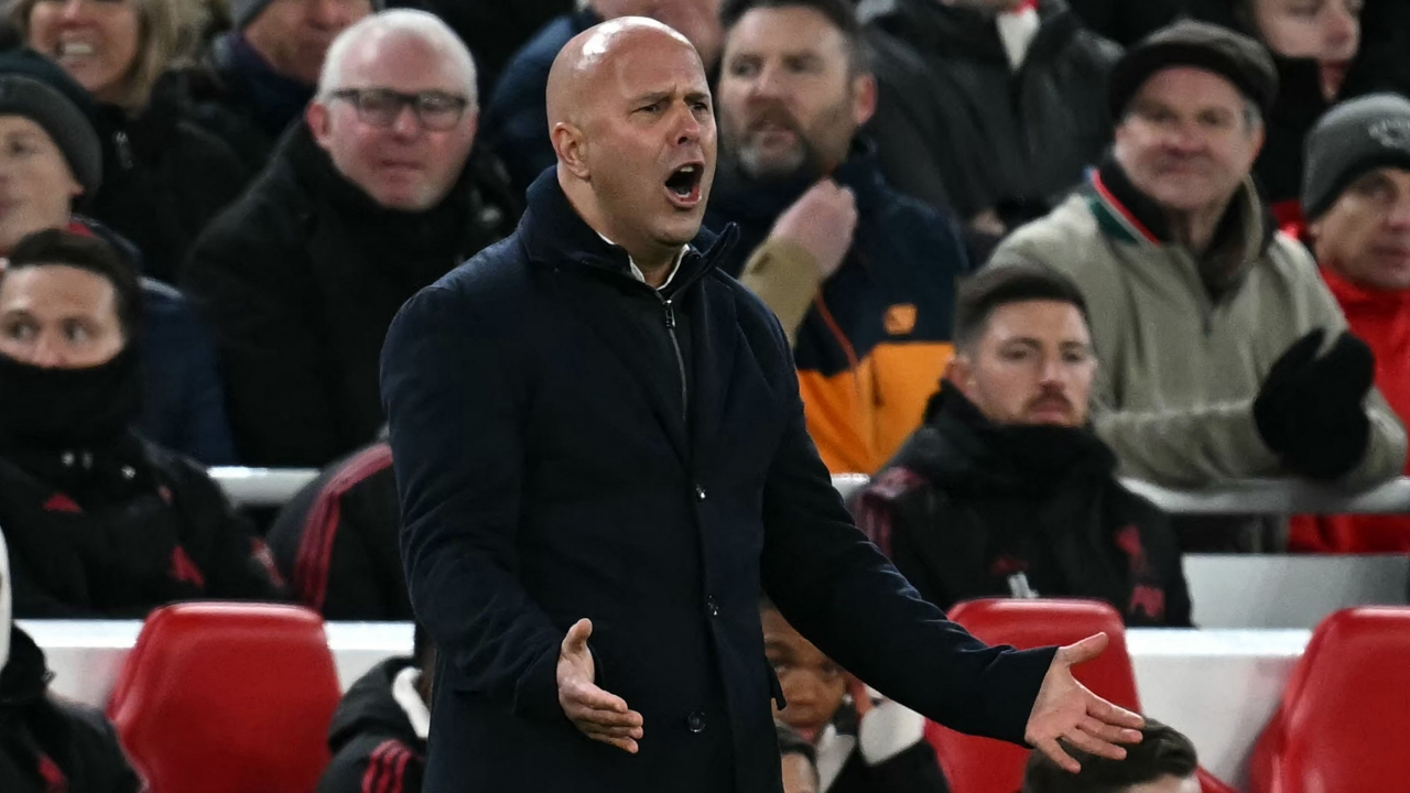 ลิเวอร์พูลตัดสินใจเลือกกุนซือคนใหม่ แทนสล็อต หลังผลงานไม่เข้าเป้า